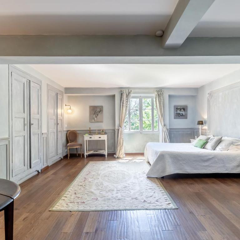 Domaine de Rhodes - 5 Chambres et 7 locations de vacances - Chambre Triple Deluxe - 6