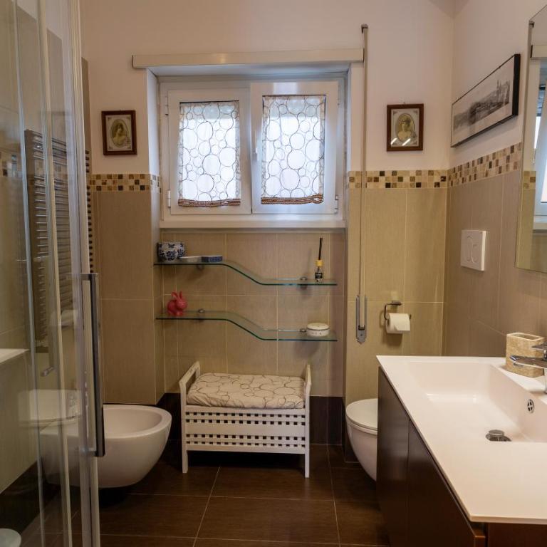 Il Mondo di Gianna, Family Apartment near Metro B Jonio Roma - Apartment mit 3 Schlafzimmern - obere Etage - 25