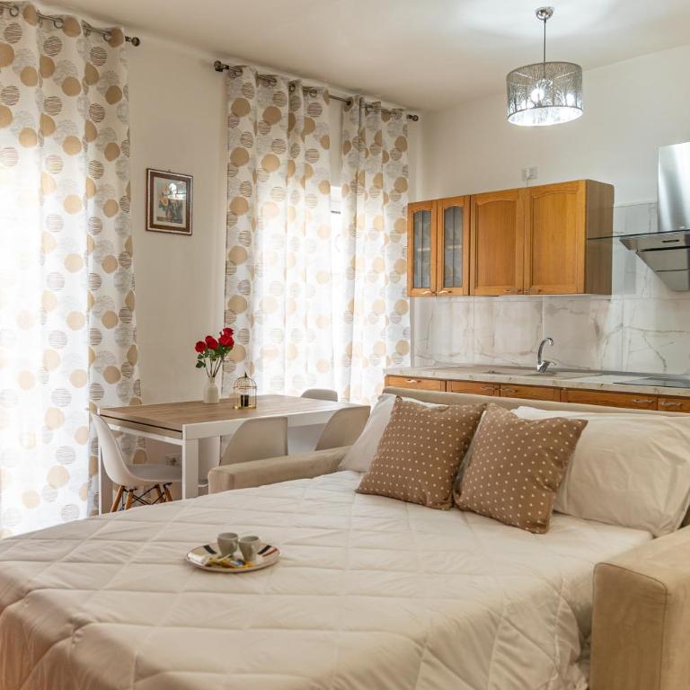 Alba Apartment - Bari Center - Appartamento con 2 Camere da Letto e Vista Città - 17