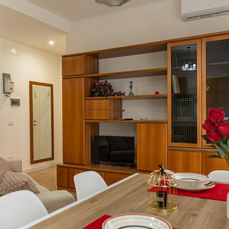 Alba Apartment - Bari Center - Appartamento con 2 Camere da Letto e Vista Città - 5