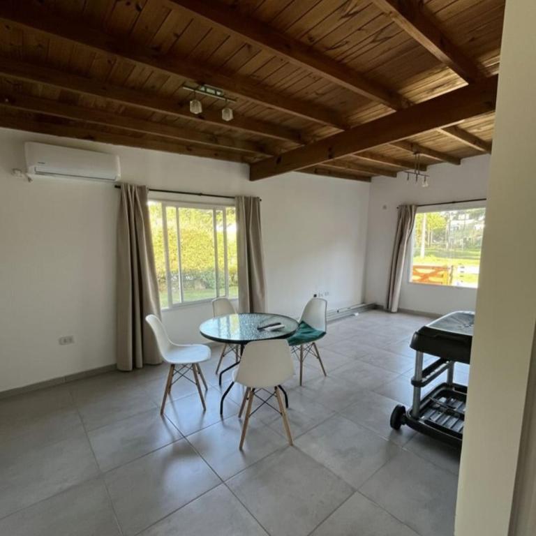 Casa en Parque la Caleta a minutos del mar - Casa con 1 dormitorio - 2
