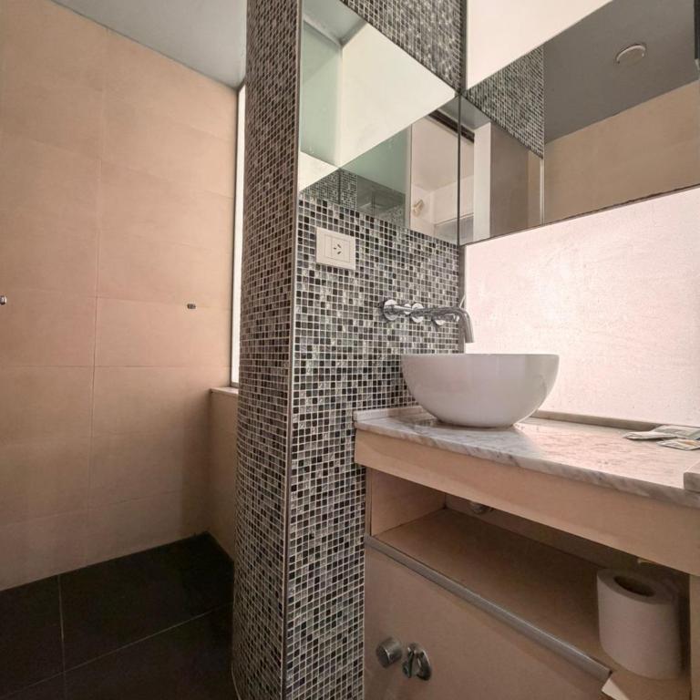 Hotel Suipacha Inn, a 100 mts del obelisco y a 100mts de Av Corrientes - Habitación Individual - 7