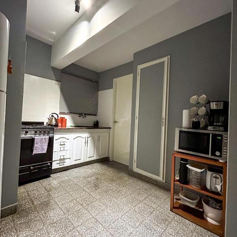 Departamento Centrico - Moderno- Incluye cochera - Two-Room Apartment - 6