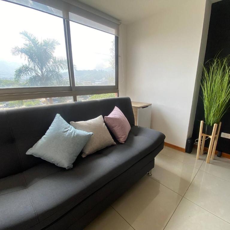 Cozy 2-Bedroom Apartment with Stunning City Views in Medelln - Apartamento - 11