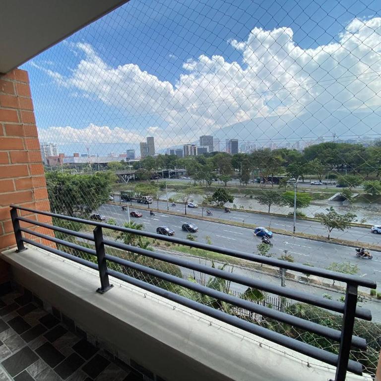 Cozy 2-Bedroom Apartment with Stunning City Views in Medelln - Apartamento - 12