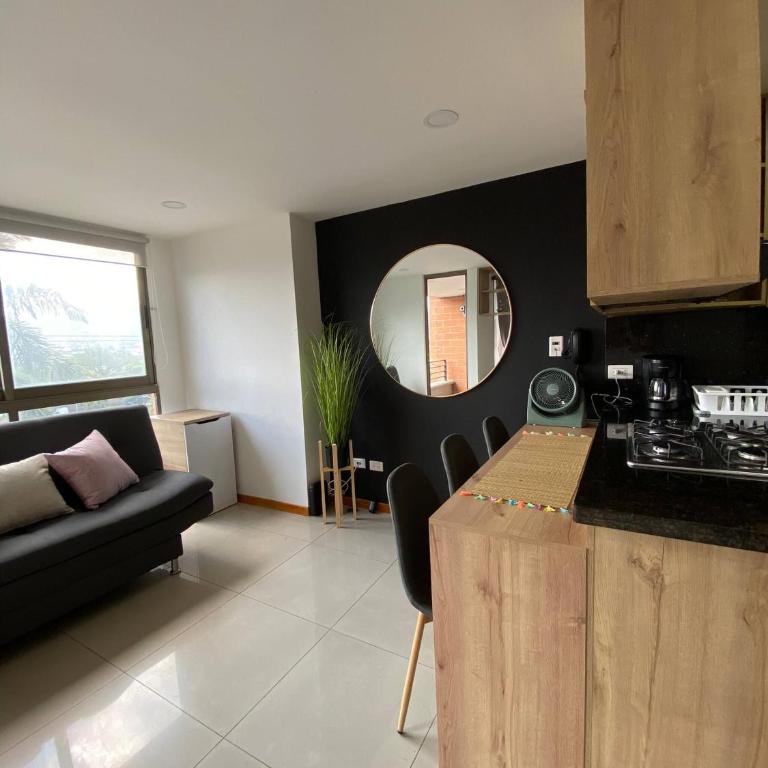 Cozy 2-Bedroom Apartment with Stunning City Views in Medelln - Apartamento - 19
