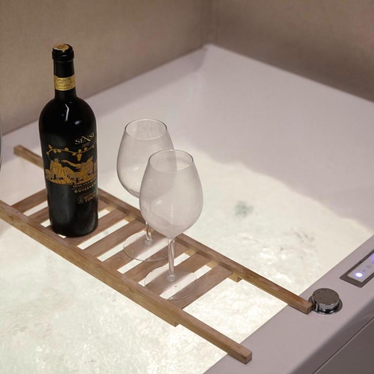 Haven Loft Como - Private Spa, Parking & Jacuzzi - Appartamento Deluxe con 2 Camere da Letto - 29