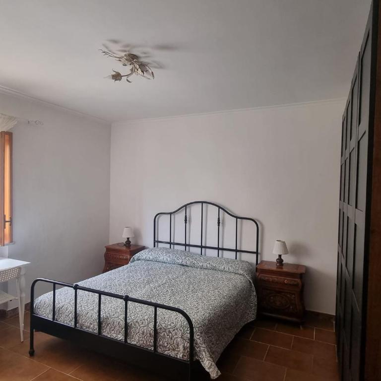 Villa Marcella-villetta con giardino - Casa con 3 Camere da Letto - 13