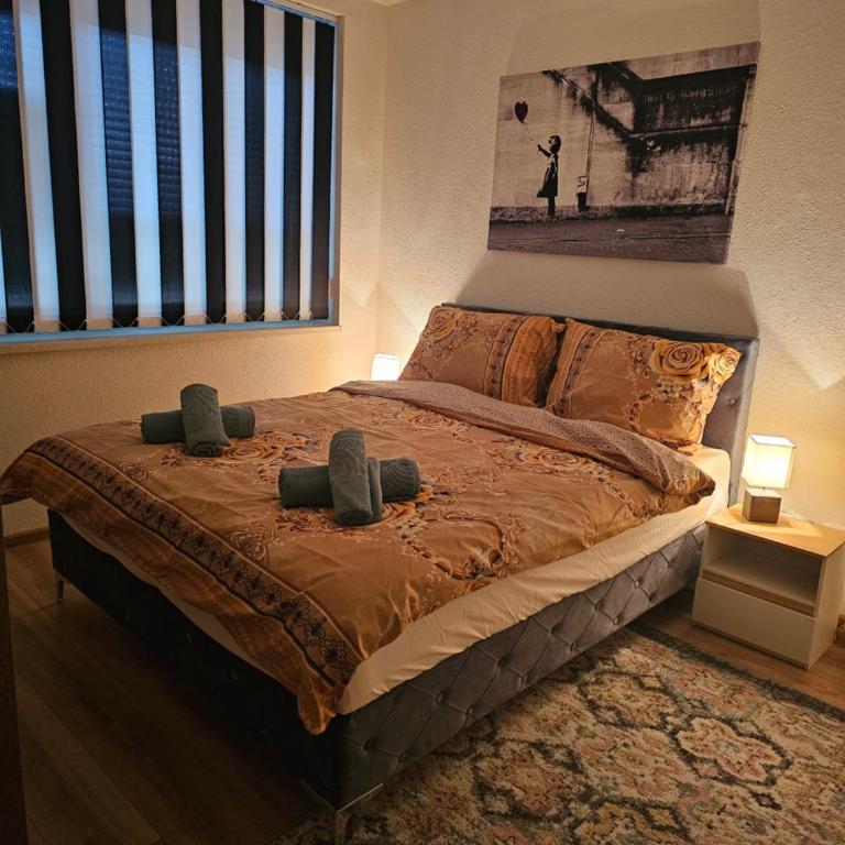 Apartman Iman1 - Three-Bedroom Apartment with Balcony - 2