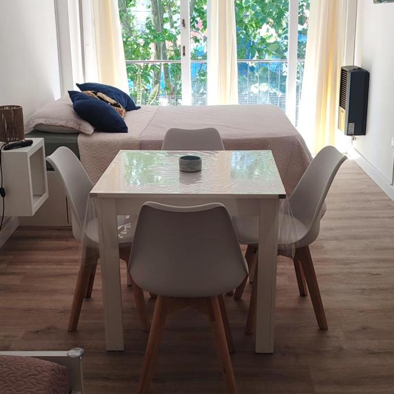 Departamento en Macrocentro con balcón a la calle hasta cuatro personas - Apartamento de 1 dormitorio - 1
