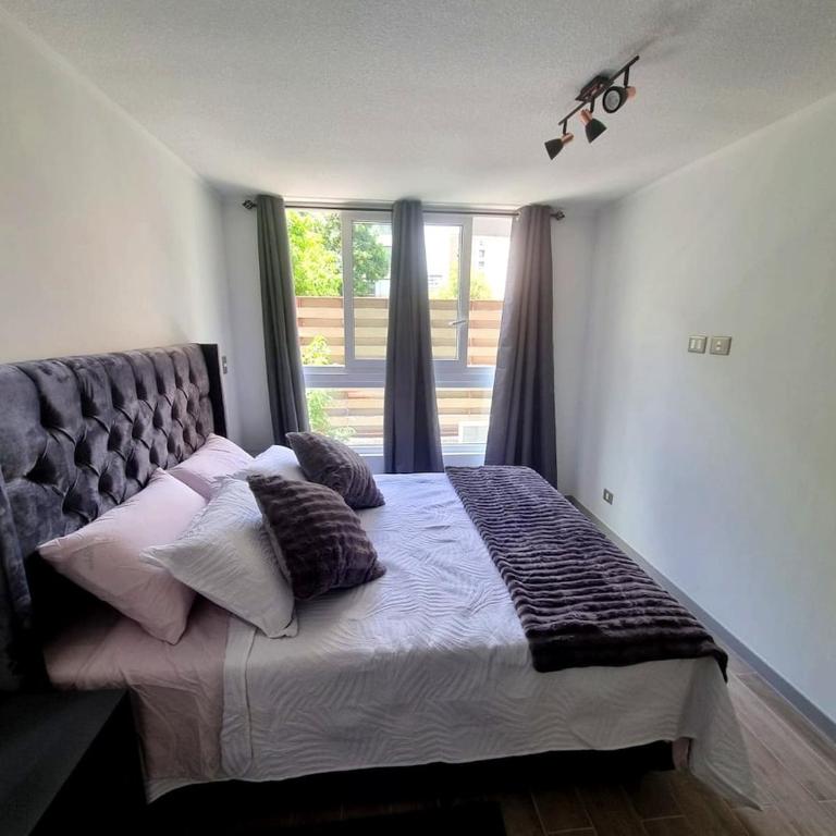 Suite Moderna Parking Movistar checkin Smart - Two-Bedroom Apartment - 15