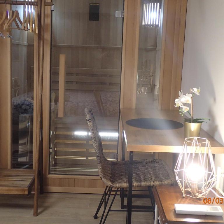 Chambre Privée avec Sauna - Chambre Double avec Salle de Bains Privative - 7