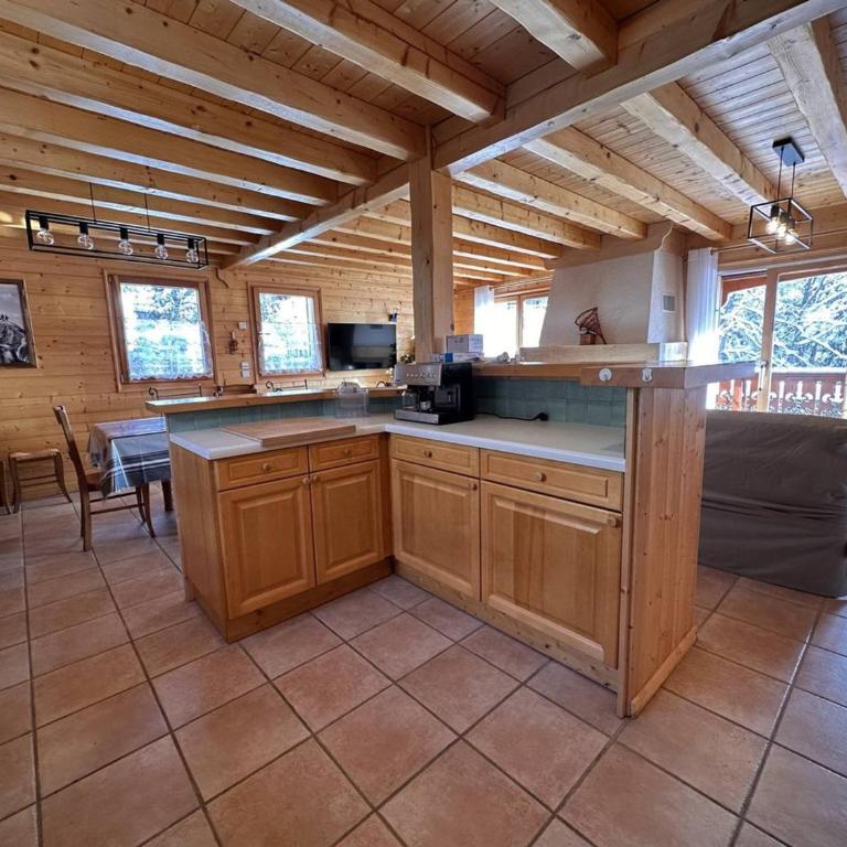 Chalet 4 chambres, 9 pers, pied des pistes, garage 2 voitures - FR-1-572-279 - Chalet - 14