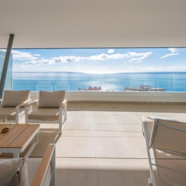 Carvajal Design Stay - Walk to Beach and Train - Apartamento de 2 dormitorios con terraza y vistas al mar - 30