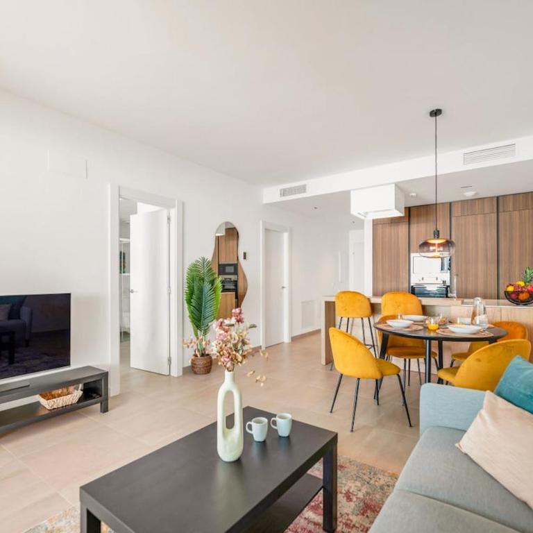 Carvajal Design Stay - Walk to Beach and Train - Apartamento de 2 dormitorios con terraza y vistas al mar - 13