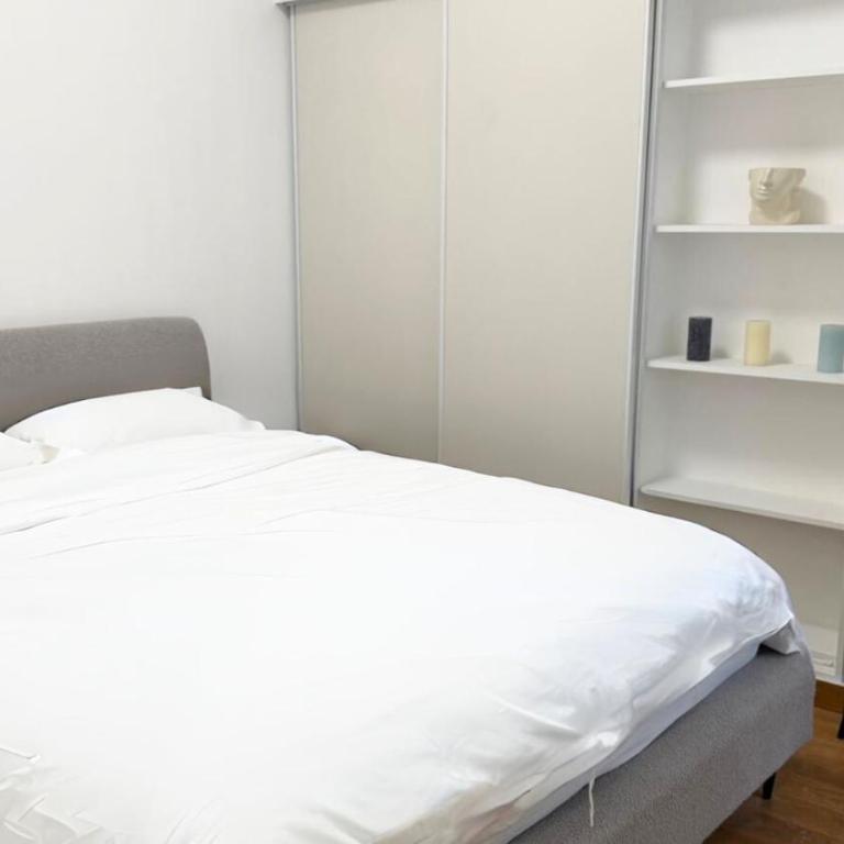 MyModernLittleParis - Haussmann Renovated Apartments with Private Balconies and Elevator - PARIS Rivoli Châtelet Les Halles - Appartement 1 Chambre Deluxe - Vue sur Ville - 48