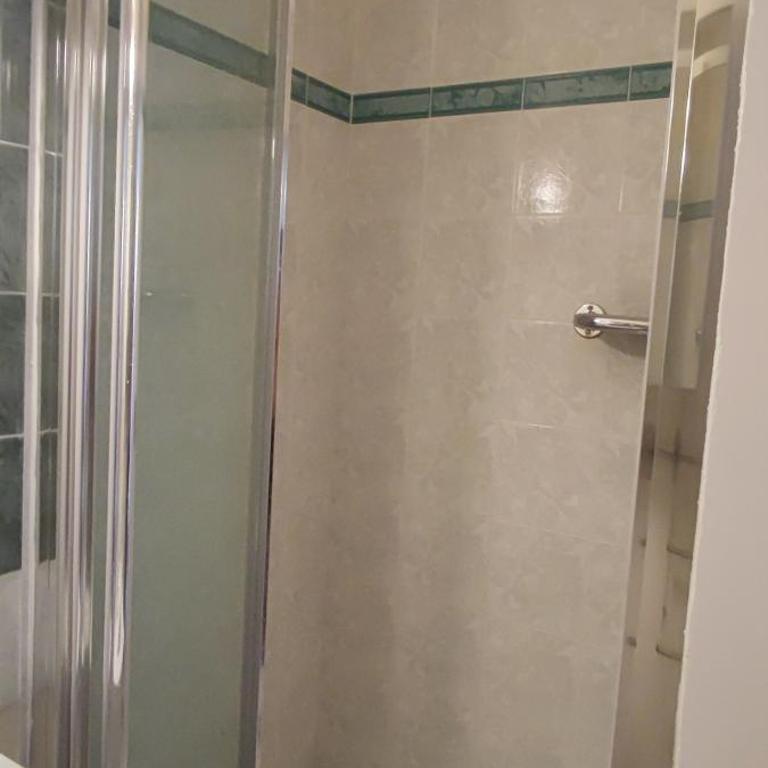 Appartement T2 climatisé dans résidence calme - Apartment mit 1 Schlafzimmer - 10