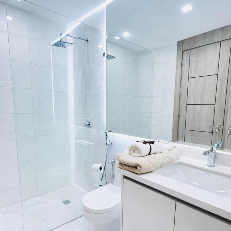 Zen Living Sky Suite - One-Bedroom Apartment - 13