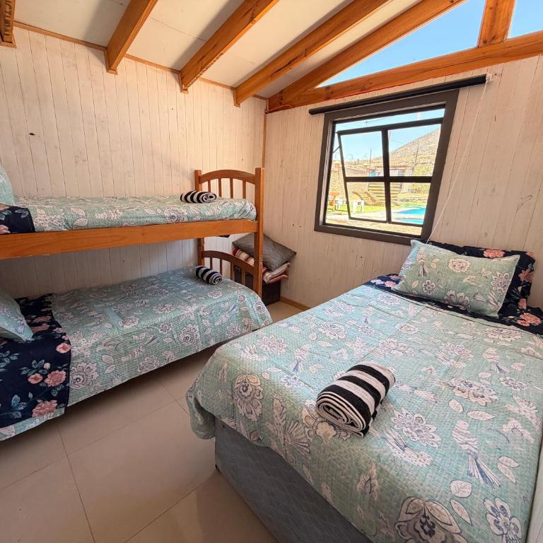 Cabaña 2 con tinaja y piscina privada - Three-Bedroom House - 10