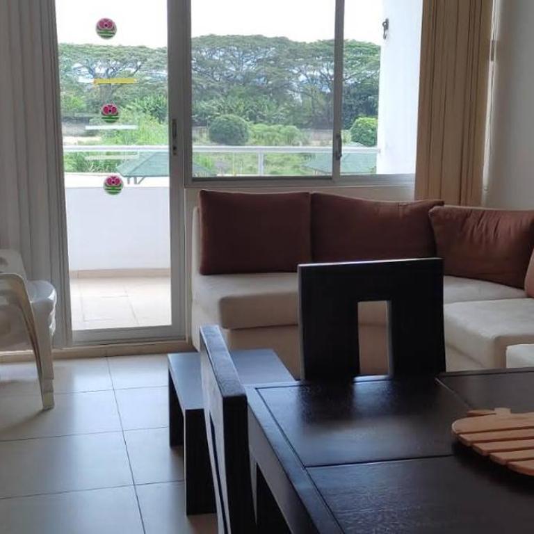 Departamento impecable en Tonsupa, Conjunto Salaverry VI - Two-Bedroom Apartment - 6
