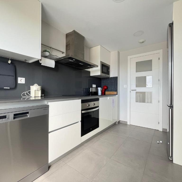 Los Álamos Breeze - 3BR Next to the Beach Apt - Free Parking - Salt Pool - Apartamento de 3 dormitorios - 24