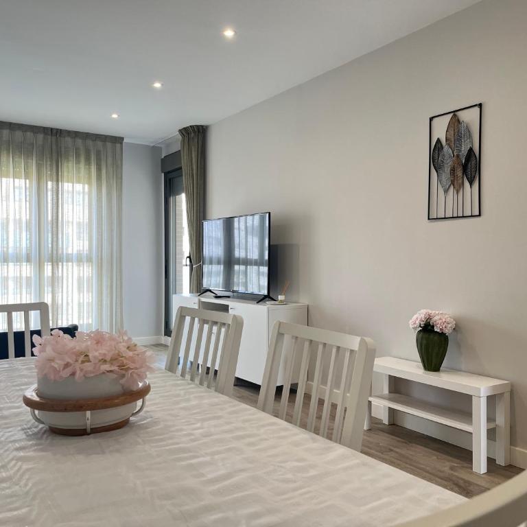 Los Álamos Breeze - 3BR Next to the Beach Apt - Free Parking - Salt Pool - Apartamento de 3 dormitorios - 1