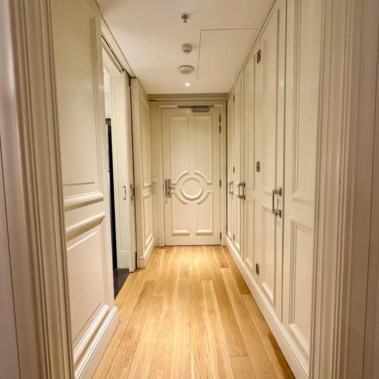 Icon 5 Star Luxury Residence - Apartamento de 1 dormitorio con vistas al río - 4