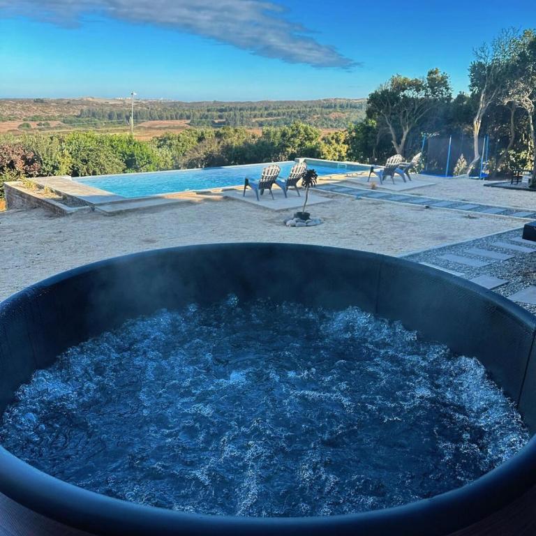 Cabaña con Jacuzzi y Piscina - One-Bedroom House - 12