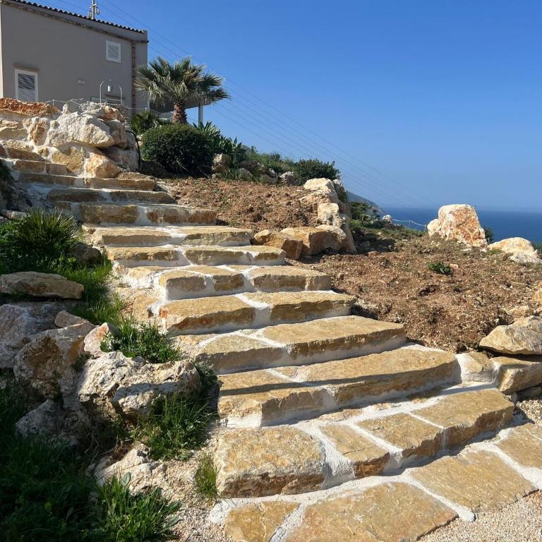La Finestra sul Mare dello Zingaro - Camera Matrimoniale con Vista Parco - 23