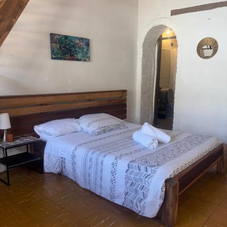 Hostal Casa Tyba - Double Room with Private Bathroom - 1