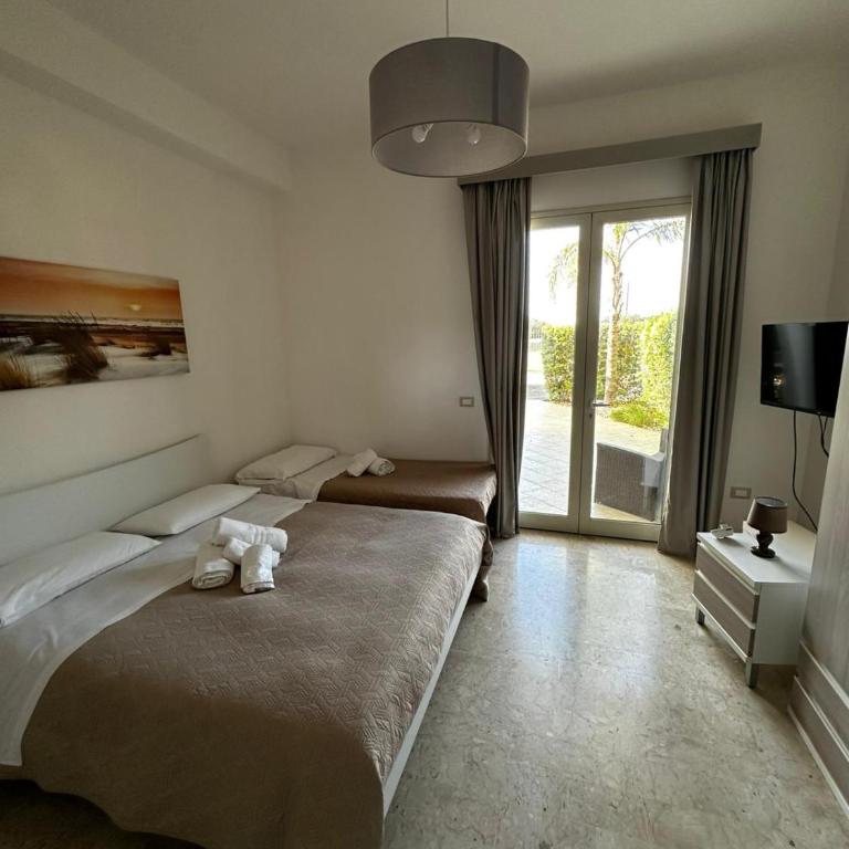 LA ROSA DEI VENTI - Free Parking, Air Conditioning and Wi-Fi - Deluxe Triple Room - 6