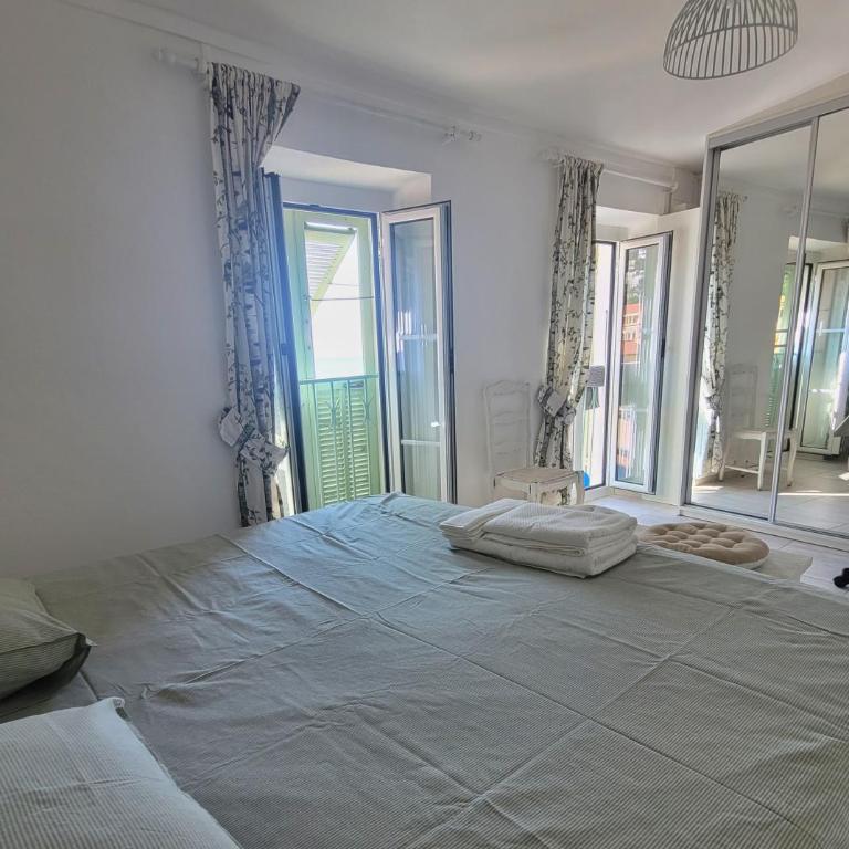 Au Nid d'Azur, heart of iconic old town with sea view - One-Bedroom Apartment - 5