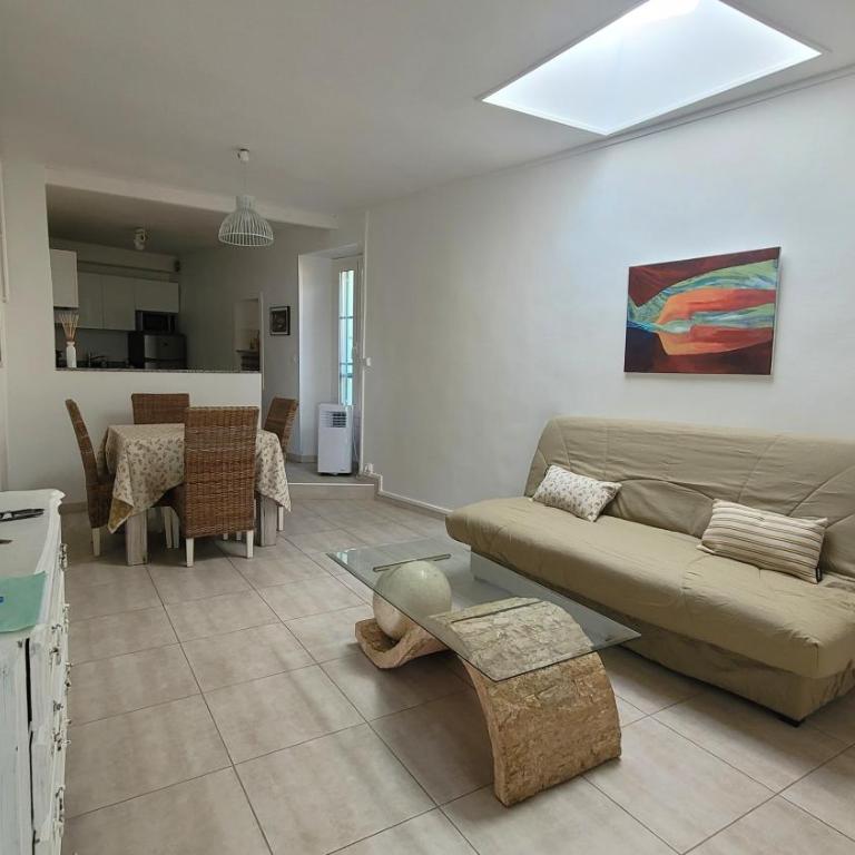 Au Nid d'Azur, heart of iconic old town with sea view - One-Bedroom Apartment - 6