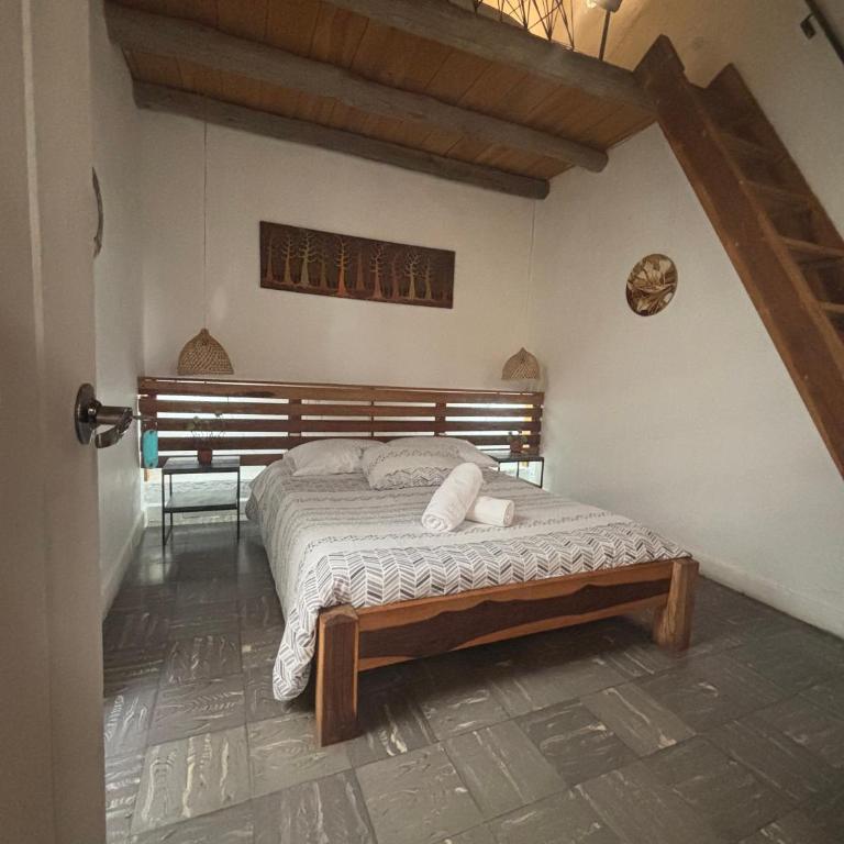 Hostal Casa Tyba - Double Room with Private Bathroom - 4