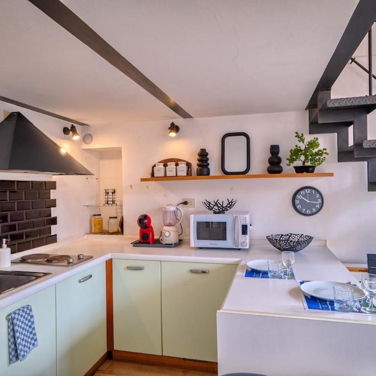 san remo apartment center - Two-Bedroom Apartment - 9
