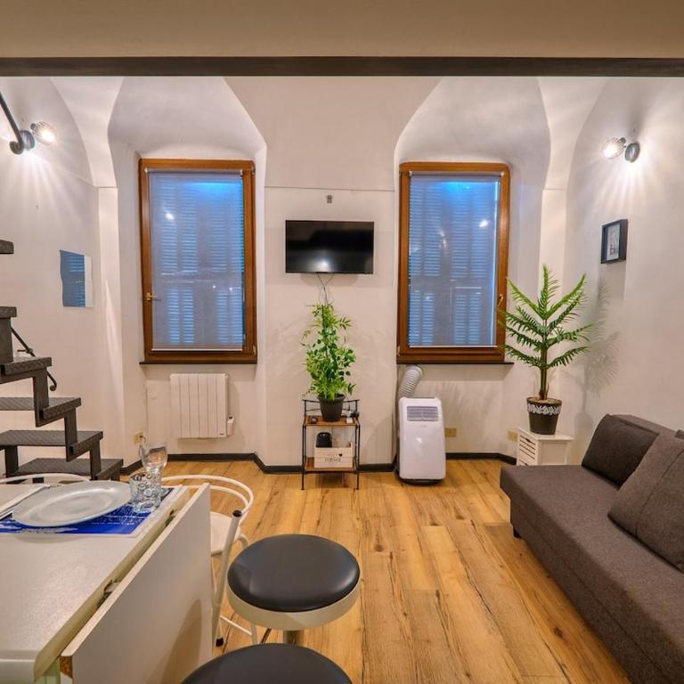 san remo apartment center - Two-Bedroom Apartment - 3