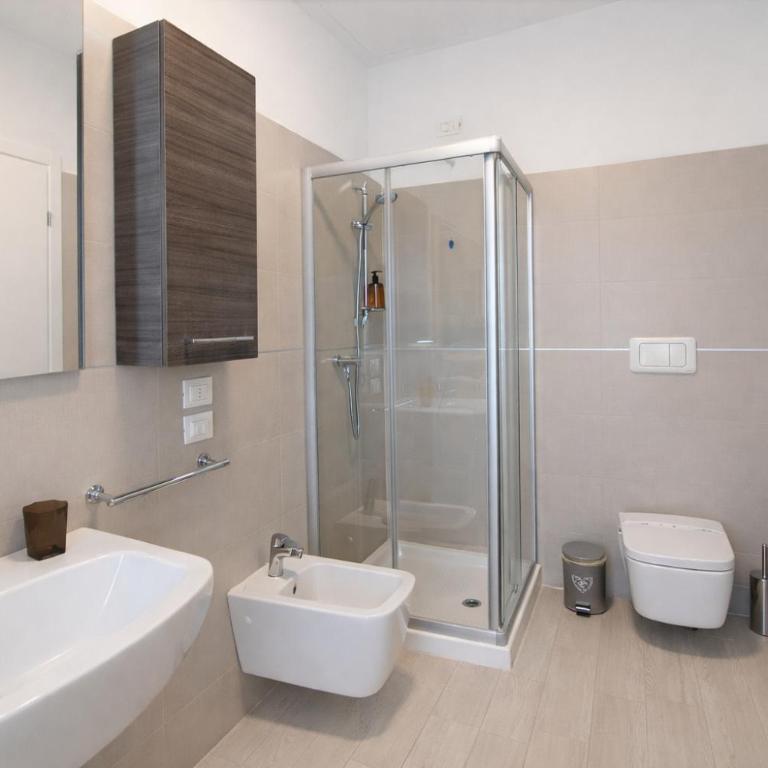 Villa Lucchetta - Tre Camere e Appartamento con parcheggio Interno - Habitación Doble con terraza - 5