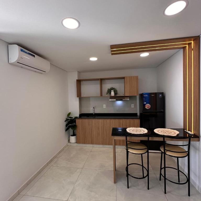 Paraná Beach Apart Hotel - Three-Bedroom Premium Apartment with Balcony - 4