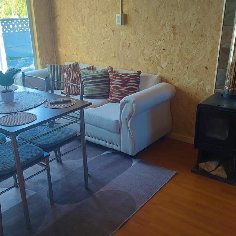 Cabaña amoblada 1 - Two-Bedroom House - 4