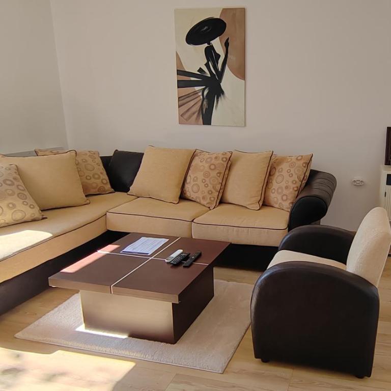 Anna apartman - balkon i besplatan parking - One-Bedroom Apartment - 3