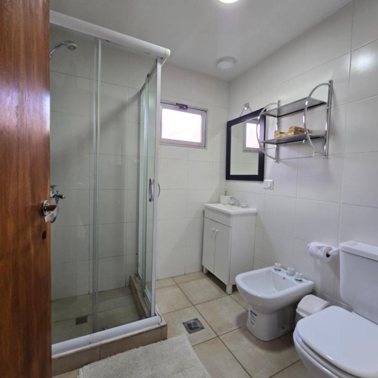 Cálida Cabaña en el Corazón de Ushuaia - Two-Bedroom House - 10