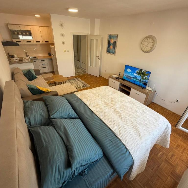 MAAA Apartman - Apartman sa 1 Spavaćom Sobom - 6