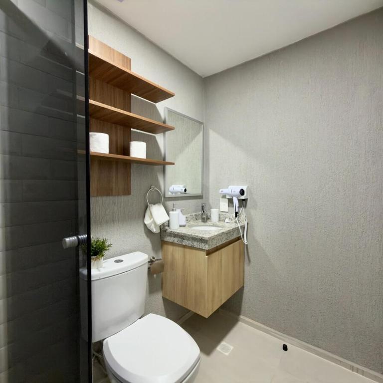 Dpto nuevo con piscina a 5 min del aeropuerto - Two-Bedroom Apartment - 20