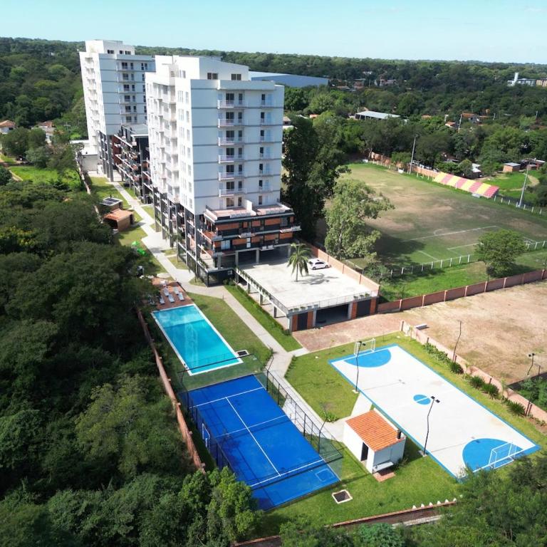 Dpto nuevo con piscina a 5 min del aeropuerto - Two-Bedroom Apartment - 23