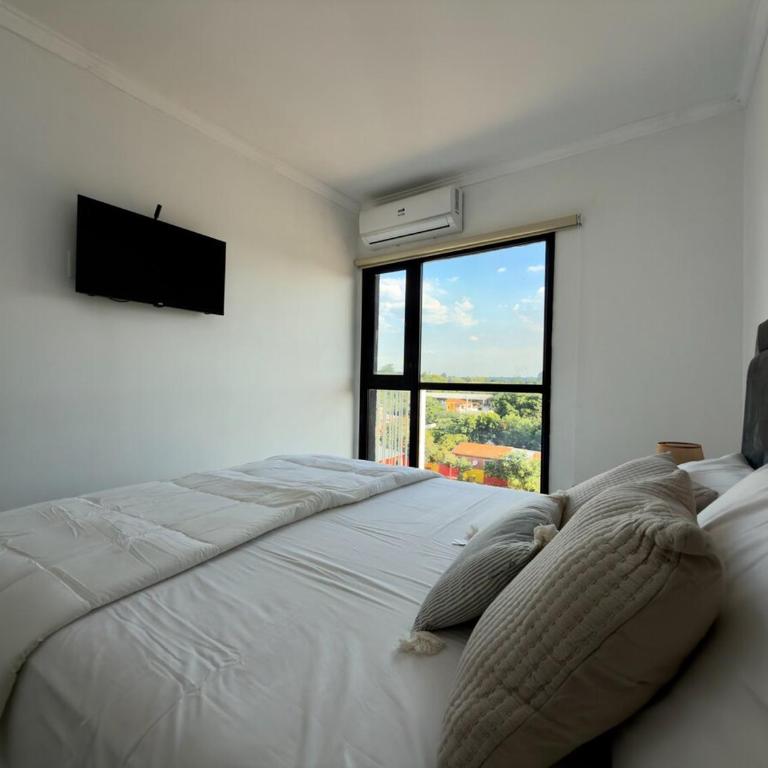 Dpto nuevo con piscina a 5 min del aeropuerto - Two-Bedroom Apartment - 39