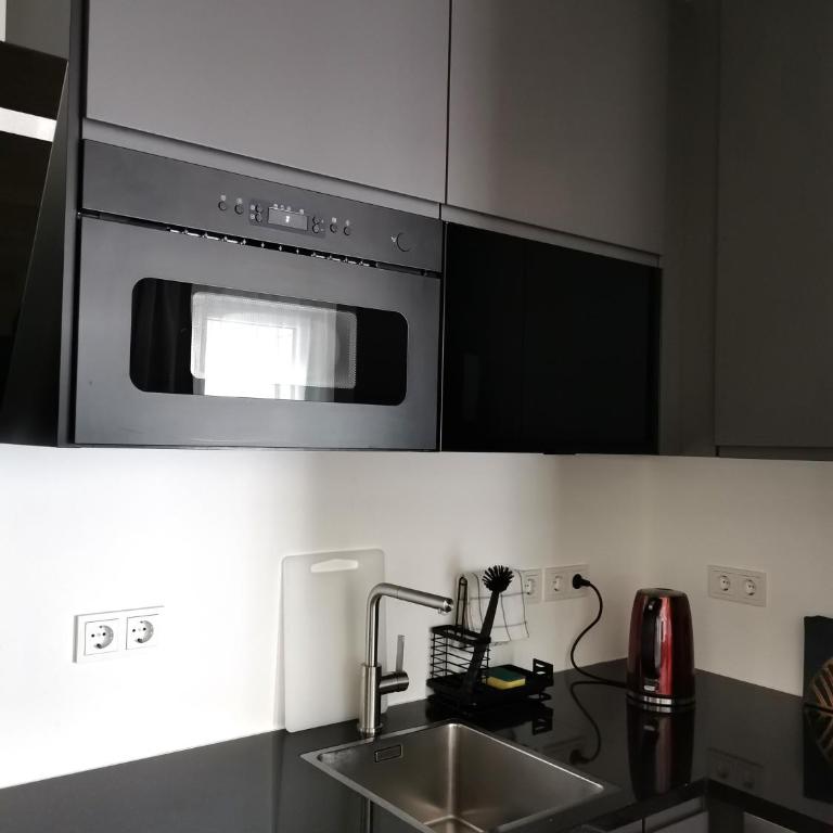 Design Apartment with Balcony - Munich Pasing - One-Bedroom Apartment with Balcony - 9