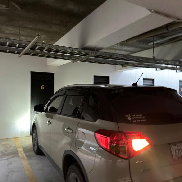 Departamento completo en zona Turística de Santa Cruz - Apartamento de 2 dormitorios - 8