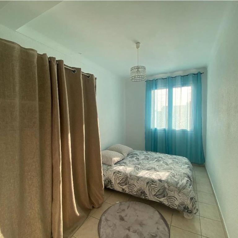 Bel appartement au 2ème étage, lumineux - 4 pers. - FR-1-696-138 - Apartment - 3
