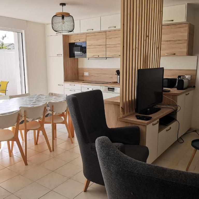 Maison proche centre-ville - 8 pers. - FR-1-194-457 - Casa - 1