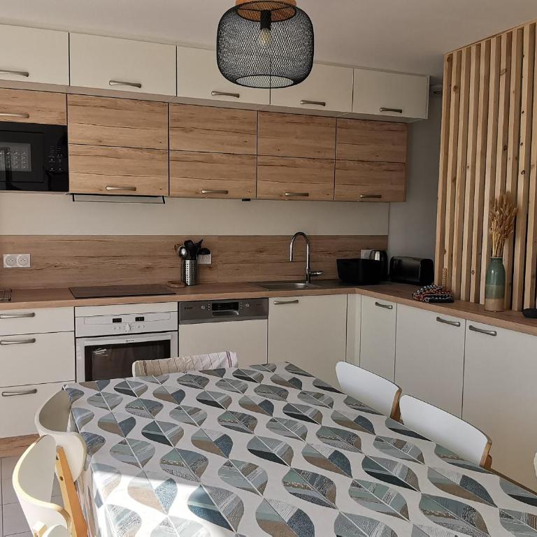 Maison proche centre-ville - 8 pers. - FR-1-194-457 - Casa - 8